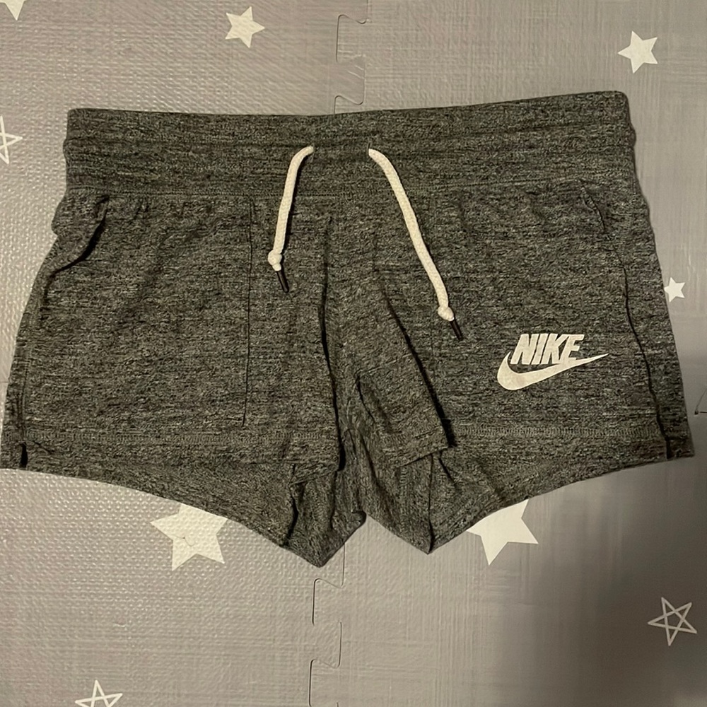 Womens Nike shorts size medium